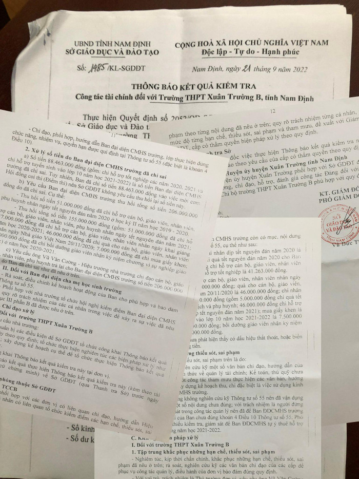 Nhiều thiếu sót, sai phạm trong thu chi tại Trường Trung học phổ thông Xuân Trường được Thông báo kết quả kiểm tra tài chính tại đây chỉ rõ. Ảnh: T.D Nhiều thiếu sót, sai phạm trong thu chi tại Trường Trung học phổ thông Xuân Trường được Thông báo kết quả kiểm tra tài chính tại đây chỉ rõ. Ảnh: T.D