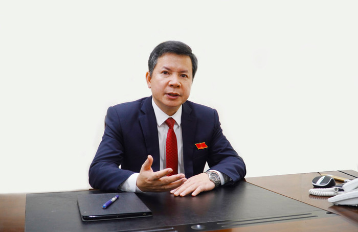 Ông Nguyễn Tân - Giám đốc Sở Giáo dục và Đào tạo Thừa Thiên Huế. Ảnh: NVCC Ông Nguyễn Tân - Giám đốc Sở Giáo dục và Đào tạo Thừa Thiên Huế. Ảnh: NVCC