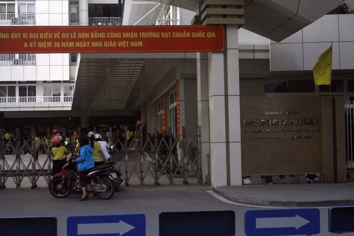 Hà Nội đẩy mạnh chuyển đổi trường công thành trường tư ảnh 2