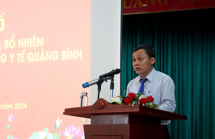 Ông Lê Tiến Dũng - tân Hiệu trưởng Trường Cao đẳng Y tế Quảng Bình phát biểu nhận nhiệm vụ nnv.JPG