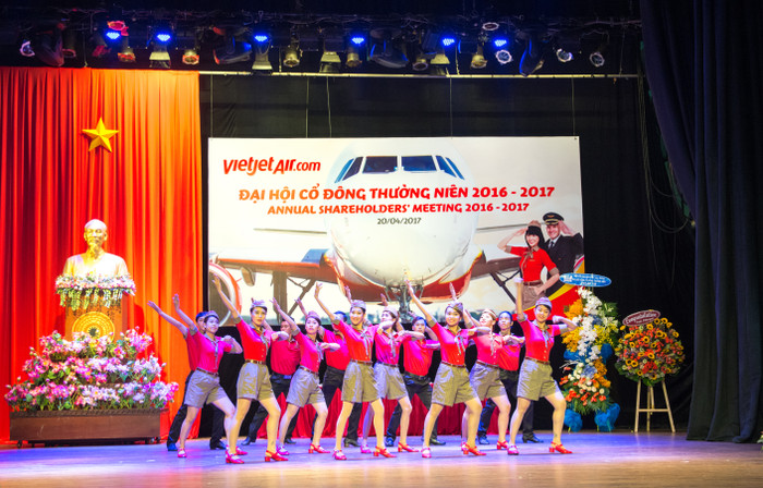Công ty cổ phần Hàng không Vietjet (Vietjet Air) đã tổ chức thành công Đại hội đồng cổ đông thường niên năm 2017 - ảnh nguồn Vietjet. Công ty cổ phần Hàng không Vietjet (Vietjet Air) đã tổ chức thành công Đại hội đồng cổ đông thường niên năm 2017 - ảnh nguồn Vietjet.