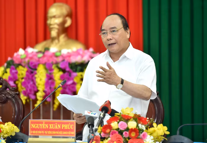 Thủ tướng Nguyễn Xuân Phúc liên tục yêu cầu các bộ, ngành, địa phương phát huy tốt vai trò nhiệm vụ được giao, phụ vụ tốt cho người dân và doanh nghiệp. VGP/Quang Hiếu.