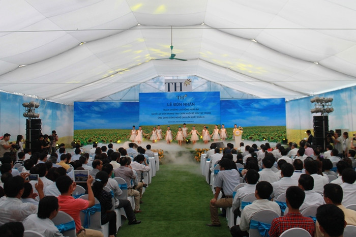 Toànc ảnh buổi lễ (ảnh H.L)