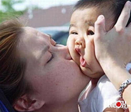 Tình yêu... méo mó