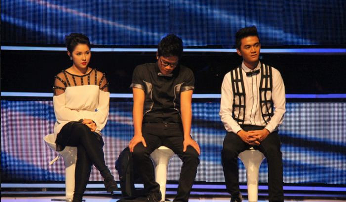 Hương Giang và Ya Suy cũng bất ngờ khi họ không nằm trong Top nguy hiểm của tuần này. Hương Giang và Ya Suy cũng bất ngờ khi họ không nằm trong Top nguy hiểm của tuần này.