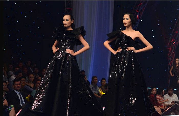 Hai vị khách mời đặc biệt, Quán quân Hoàng Thùy và Top 3 Lê Thúy của mùa giải 2011 cũng có mặt. Hai vị khách mời đặc biệt, Quán quân Hoàng Thùy và Top 3 Lê Thúy của mùa giải 2011 cũng có mặt.