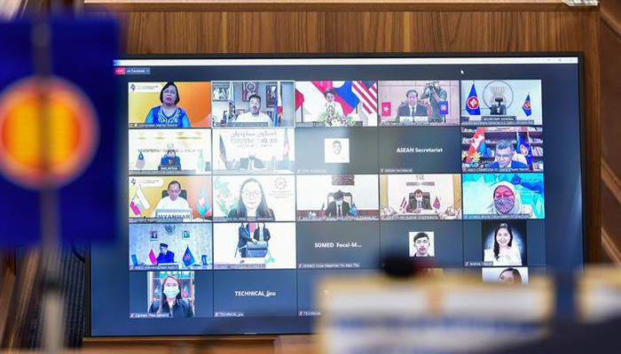 Hội nghị Bộ trưởng Giáo dục ASEAN + 3 diễn ra theo hình thức trực tuyến (Ảnh: Bộ Giáo dục và Đào tạo) Hội nghị Bộ trưởng Giáo dục ASEAN + 3 diễn ra theo hình thức trực tuyến (Ảnh: Bộ Giáo dục và Đào tạo)