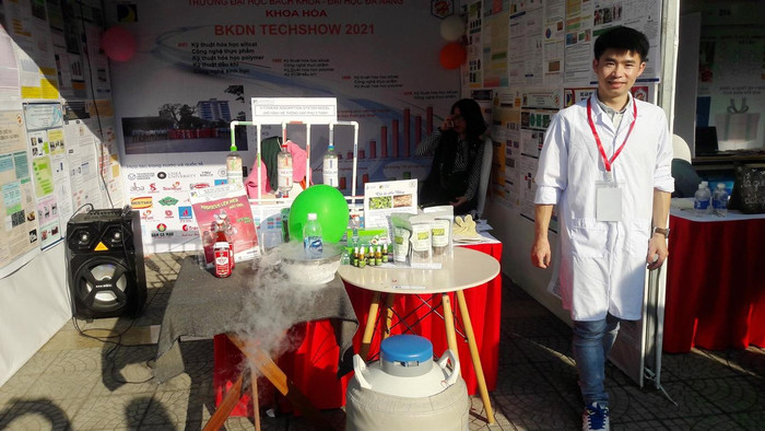 Những sản phẩm nghiên cứu đến từ khoa Hóa - Trường Đại học Bách khoa Đà Nẵng.
