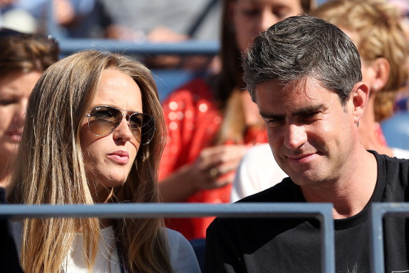 Kim Sears luôn sát cánh cùng bạn trai của mình ở mọi trận đấu... Kim Sears luôn sát cánh cùng bạn trai của mình ở mọi trận đấu...