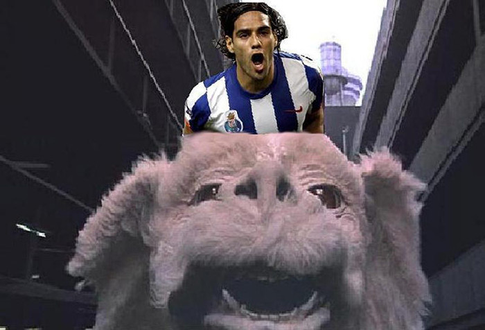 Falcao là cậu bé cưỡi rồng trong phim “The Neverending Story”? Falcao là cậu bé cưỡi rồng trong phim “The Neverending Story”?