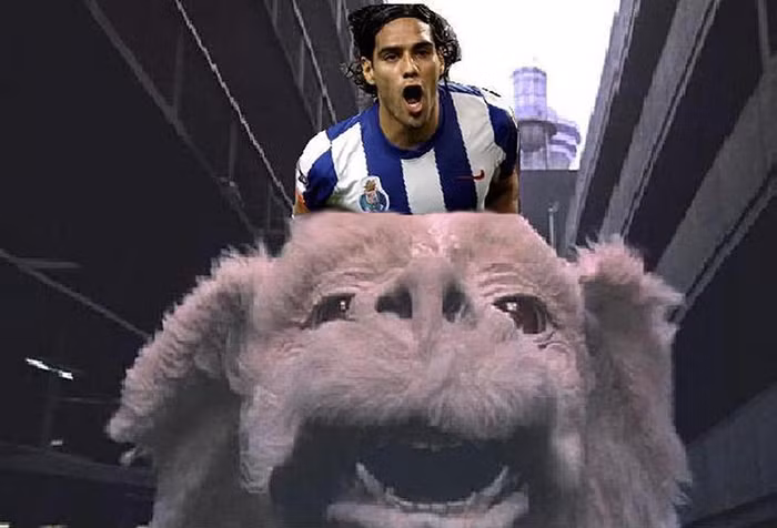 Falcao là cậu bé cưỡi rồng trong phim “The Neverending Story”?