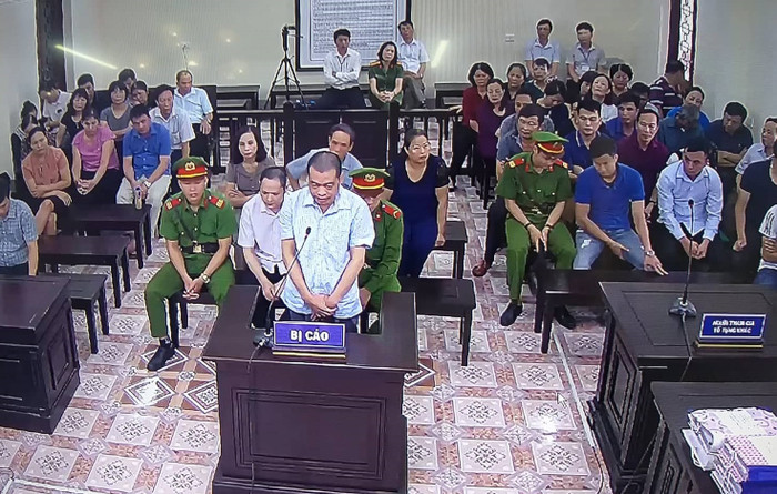 Bị cáo Nguyễn Thanh Hoài tại phiên tòa sáng nay (ảnh Trinh Phúc). Bị cáo Nguyễn Thanh Hoài tại phiên tòa sáng nay (ảnh Trinh Phúc).