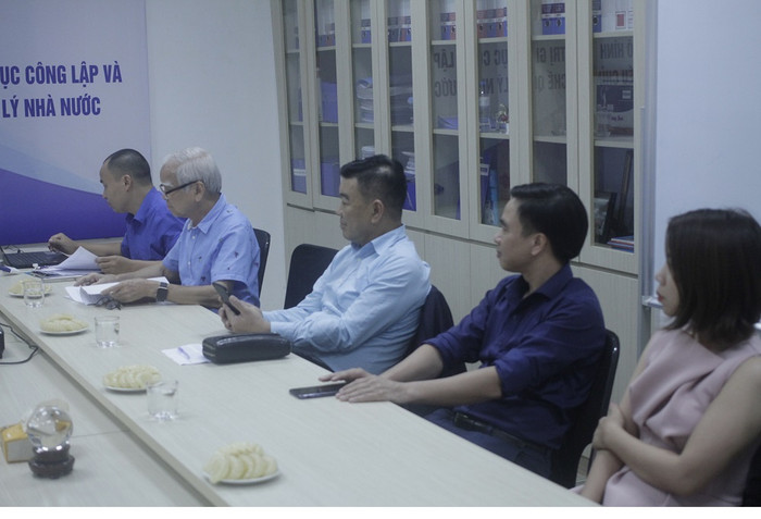 Buổi tọa đàm là làm rõ sự khác biệt trong quản trị, vận hành của 2 loại hình cơ sở giáo dục, nhằm đề xuất những giải pháp cơ chế quản lý nhà nước cho phù hợp với đặc thù của giáo dục tư thục (ảnh Trinh Phúc). Buổi tọa đàm là làm rõ sự khác biệt trong quản trị, vận hành của 2 loại hình cơ sở giáo dục, nhằm đề xuất những giải pháp cơ chế quản lý nhà nước cho phù hợp với đặc thù của giáo dục tư thục (ảnh Trinh Phúc).