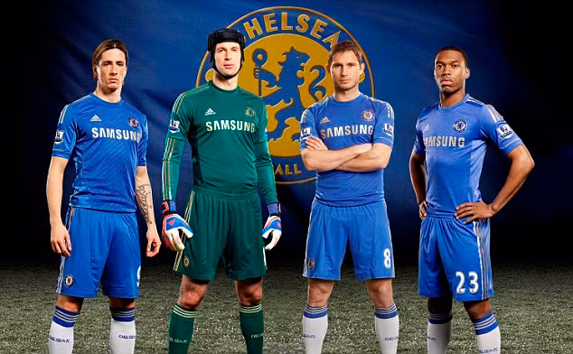Áo thi đấu của Chelsea. Áo thi đấu của Chelsea.