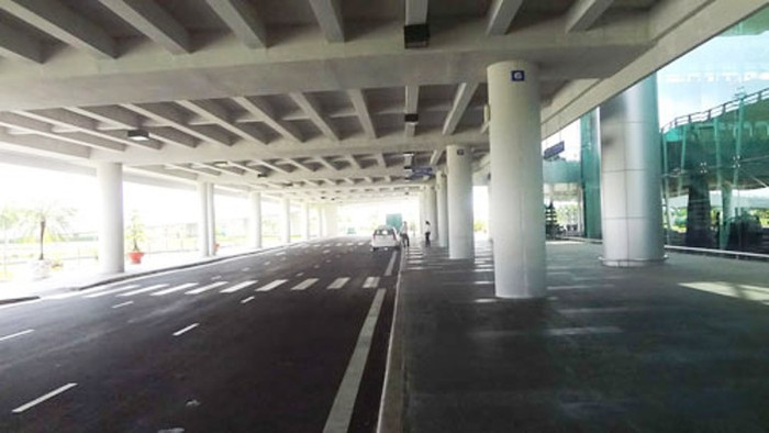 Cảnh vắng vẻ, buồn tẻ tại sân bay quốc tế Cần Thơ - Ảnh: Mai Vọng - Thanh Niên Cảnh vắng vẻ, buồn tẻ tại sân bay quốc tế Cần Thơ - Ảnh: Mai Vọng - Thanh Niên