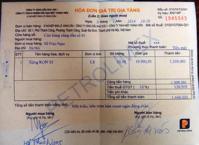 Hóa đơn bán hàng ngày 9/11 của Cửa hàng xăng số 01 Trần Quang Khải giao cho anh Ngọc. Hóa đơn bán hàng ngày 9/11 của Cửa hàng xăng số 01 Trần Quang Khải giao cho anh Ngọc.