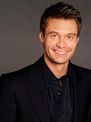 Ryan Seacrest: "Tại buổi tổng duyệt Grammy, tin tức Whitney Houston qua đời vào tuổi 48 đã khiến tất cả mọi người ở đó hoàn toàn sững sờ".
