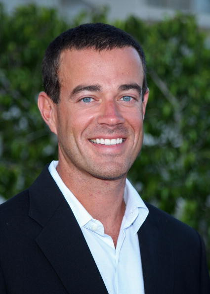 Carson Daly: "Quá đau buồn khi biết Whitney Houston đã qua đời".