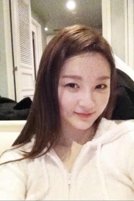 Khuôn mặt xinh xắn của thành viên nhóm Davichi là mơ ước của biết bao cô gái.