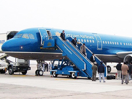 Có hay không Vietnam Airlines đang được cơ quan quản lý ưu ái hơn những hãng hàng không khác? Ảnh minh họa (Nguồn: Internet). Có hay không Vietnam Airlines đang được cơ quan quản lý ưu ái hơn những hãng hàng không khác? Ảnh minh họa (Nguồn: Internet).