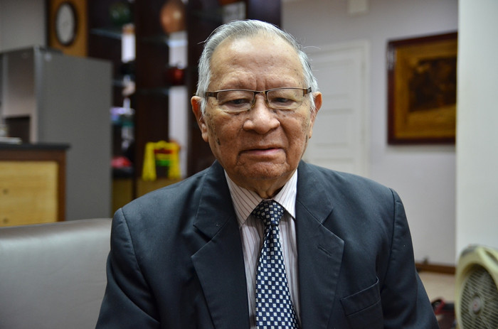 GS.Nguyễn Quang Thái cho rằng cần kiểm soát chặt và giảm bảo lãnh nợ - ảnh: H.Lực. GS.Nguyễn Quang Thái cho rằng cần kiểm soát chặt và giảm bảo lãnh nợ - ảnh: H.Lực.