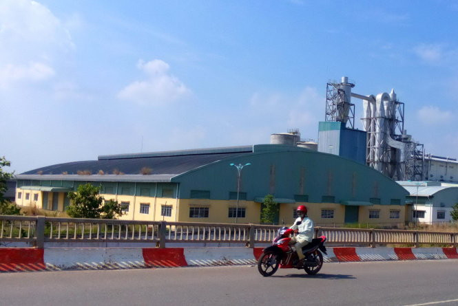 Nhà máy giấy Phương Nam (Long An) được đầu tư gần 3.000 tỉ đồng, hoạt động thua lỗ, khiến Bộ Tài chính liên tục phải trích quỹ trả nợ thay - Ảnh: Báo Đầu tư. Nhà máy giấy Phương Nam (Long An) được đầu tư gần 3.000 tỉ đồng, hoạt động thua lỗ, khiến Bộ Tài chính liên tục phải trích quỹ trả nợ thay - Ảnh: Báo Đầu tư.