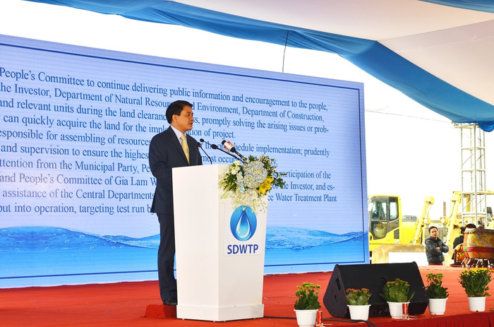 Chủ tịch UBND TP.Hà Nội - ông Nguyễn Đức Chung phát biểu tại Lễ khởi công. ảnh: H,Lực