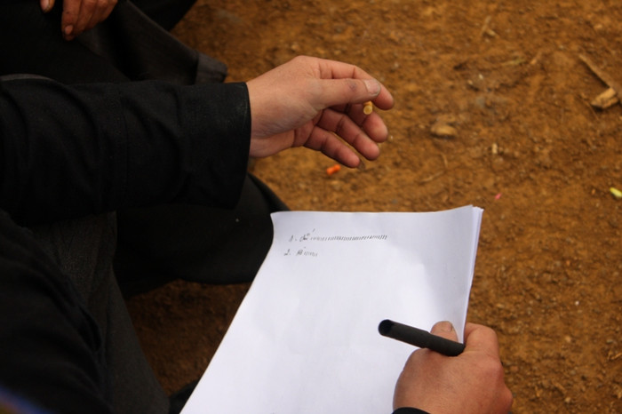 ... và dê"1" đã giành nhiều điểm hơn dê "2" ... và dê"1" đã giành nhiều điểm hơn dê "2"