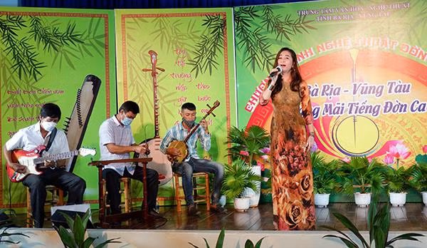 Vũng Tàu sẽ thí điểm đưa bộ môn Nghệ thuật Đờn ca tài tử vào trường học Ảnh minh họa: baobariavungtau.com.vn Vũng Tàu sẽ thí điểm đưa bộ môn Nghệ thuật Đờn ca tài tử vào trường học Ảnh minh họa: baobariavungtau.com.vn