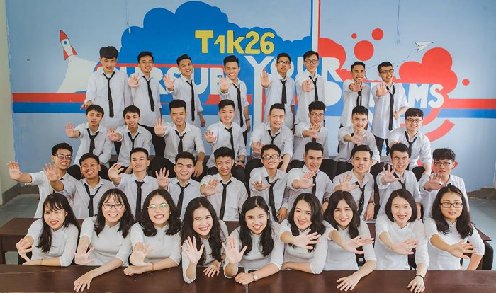 Lớp chuyên Toán 1 - Trường Trung học phổ thông chuyên Hà Tĩnh, nơi Trang học năm nay cũng có nhiều bạn thi đạt điểm cao (ảnh do nhân vật cung cấp). Lớp chuyên Toán 1 - Trường Trung học phổ thông chuyên Hà Tĩnh, nơi Trang học năm nay cũng có nhiều bạn thi đạt điểm cao (ảnh do nhân vật cung cấp).