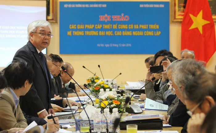 PGS.Phan Thanh Bình – Chủ nhiệm Ủy ban Văn hóa - Giáo dục Thanh Thiếu niên & Nhi đồng của Quốc hội phát biểu tại hội thảo (Ảnh: Thùy Linh) PGS.Phan Thanh Bình – Chủ nhiệm Ủy ban Văn hóa - Giáo dục Thanh Thiếu niên & Nhi đồng của Quốc hội phát biểu tại hội thảo (Ảnh: Thùy Linh)