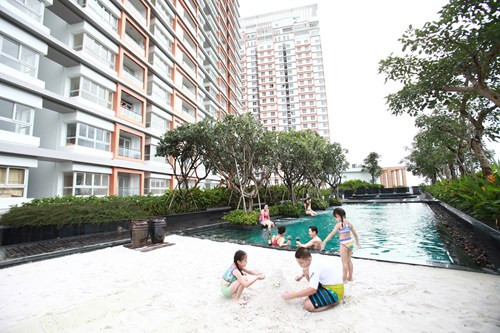 Tổ hợp Dragon Hill Reidence and Suites 1 (Dragon Hill 1) do Công ty CP Địa ốc Phú Long làm chủ đầu tư thu hút sự quan tâm của thị trường. Tổ hợp Dragon Hill Reidence and Suites 1 (Dragon Hill 1) do Công ty CP Địa ốc Phú Long làm chủ đầu tư thu hút sự quan tâm của thị trường.