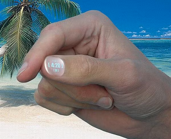 5. Đồng hồ móng tay dùng một lần Timex TX54 Đây là một trong những sản phẩm sáng tạo đã giành được giải nhì trong cuộc thi thiết kế do Timex và Core 77 tổ chức. Timex TX54 nằm gọn gàng trên móng tay của người dùng và khi bạn nhấn vào phần đầu của thiết bị nhỏ bé này, nó sẽ phát sáng và hiển thị thời gian cũng như ngày tháng. Ngoài ra, Timex TX54 cũng có khả năng cho phép người dùng thay đổi màu sắc để tạo cảm giác mới mẻ như thể các loại sơn móng tay truyền thống. Với thiết kế này, Timex cũng nhằm hướng đến các sản phẩm công nghệ sáng tạo trong tương lai.