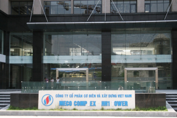 Cư dân Meco Complex cho rằng khoản phí 1.800.000 đồng là vô lý. Cư dân Meco Complex cho rằng khoản phí 1.800.000 đồng là vô lý.