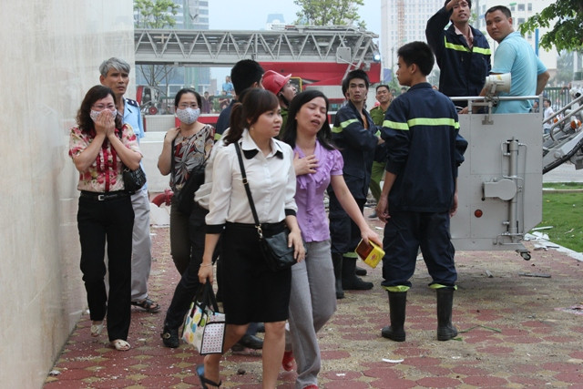 Mọi người vẫn chưa hết kinh hoàng Mọi người vẫn chưa hết kinh hoàng