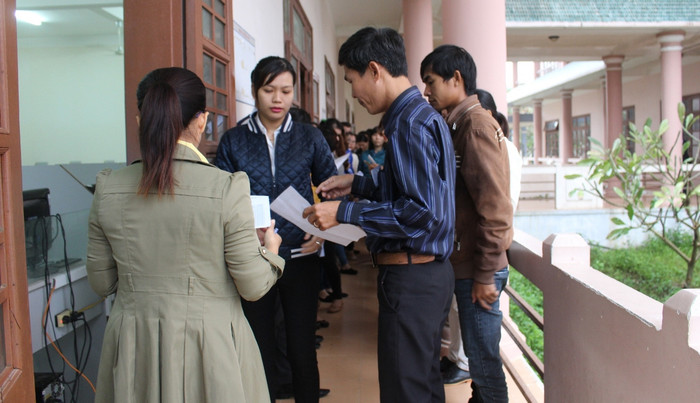 Kỳ thi tuyển giáo viên tại Quảng Ngãi đã xảy ra nhiều sai sót. Ảnh: AP Kỳ thi tuyển giáo viên tại Quảng Ngãi đã xảy ra nhiều sai sót. Ảnh: AP