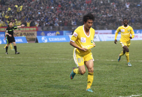 Càng thắng, Công Vinh càng lo và suy nghĩ nhiều. Càng thắng, Công Vinh càng lo và suy nghĩ nhiều.