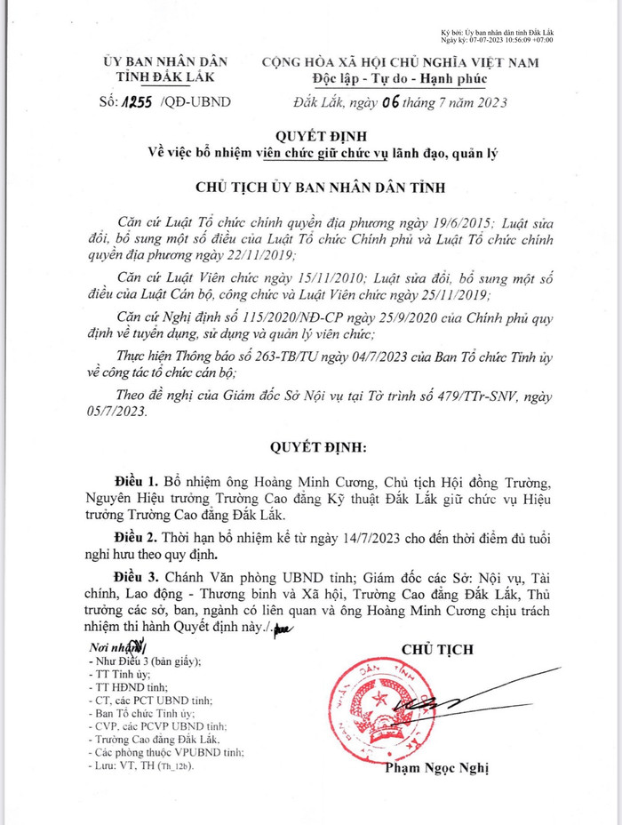 Quyết định bổ nhiệm ông Hoàng Minh Cương làm Hiệu trưởng Trường Cao đẳng Đắk Lắk kể từ ngày 14/7/2023. Ảnh: CTV Quyết định bổ nhiệm ông Hoàng Minh Cương làm Hiệu trưởng Trường Cao đẳng Đắk Lắk kể từ ngày 14/7/2023. Ảnh: CTV