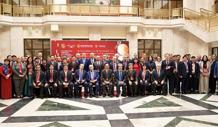 Các đại biểu dự Diễn đàn 2.jpg
