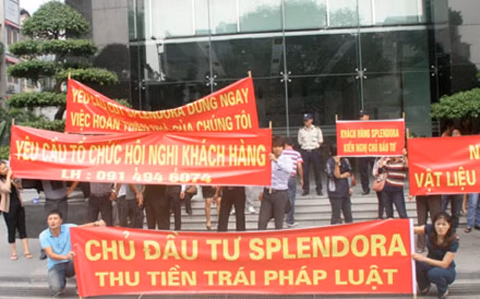 Khách hàng khiếu nại đến công ty do mâu thuẫn về những vấn đề liên quan đến điều khoản hợp đồng, phương thức thanh toán...