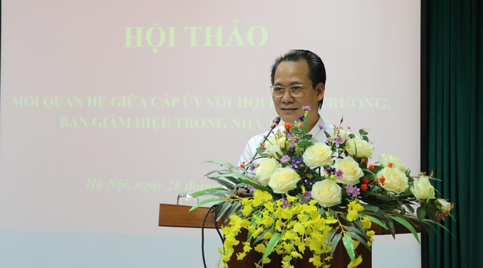 Bí thư Đảng ủy Khối các trường đại học, cao đẳng Hà Nội Nguyễn Thanh Sơn phát biểu tại hội thảo. Nguồn: Hanoimoi.com.vn Bí thư Đảng ủy Khối các trường đại học, cao đẳng Hà Nội Nguyễn Thanh Sơn phát biểu tại hội thảo. Nguồn: Hanoimoi.com.vn