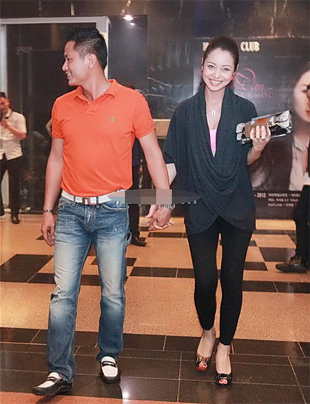 Ảnh hiếm của vợ chồng Jennifer Phạm - Đức Hải ảnh 2 Ảnh hiếm của vợ chồng Jennifer Phạm - Đức Hải ảnh 2