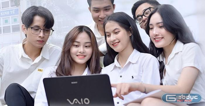 Trong bối cảnh dịch bệnh covid-19 diễn biến căng thẳng thì nhiều Trường Đại học linh hoạt trong cách tuyển sinh. Ảnh: AN Trong bối cảnh dịch bệnh covid-19 diễn biến căng thẳng thì nhiều Trường Đại học linh hoạt trong cách tuyển sinh. Ảnh: AN