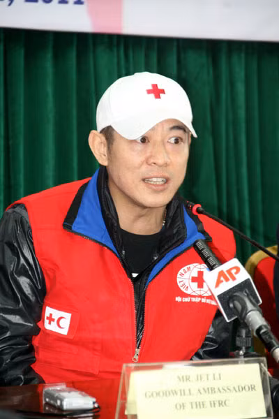 Trước khi kết thúc chuyến thăm Việt Nam, ngôi sao võ thuật, ngôi sao điện ảnh Trung Quốc Lý Liên Kiệt đã có cuộc gặp gỡ, trao đổi với báo chí. (Ảnh: Văn Trinh)