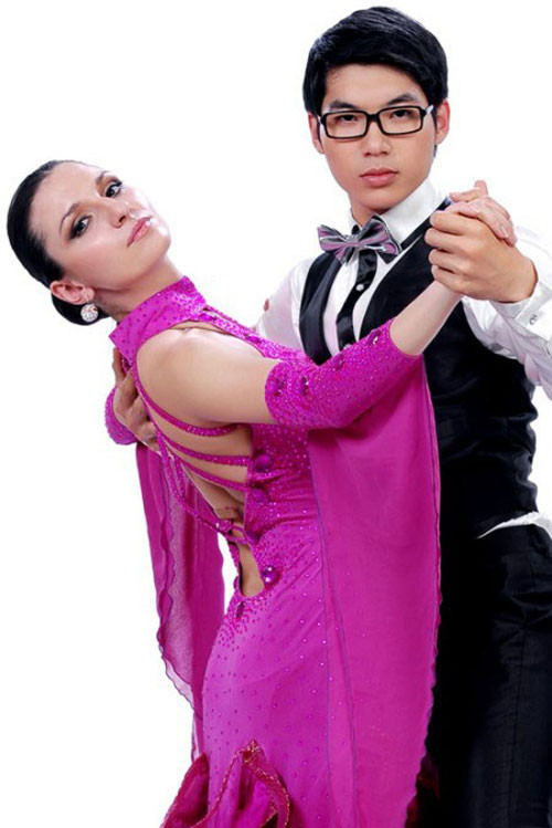 Nhiều người đang kì vọng vào anh chàng thí sinh nhỏ tuổi nhất sẽ làm nên điều bất ngờ, sẽ trở thành 'ông hoàng khiêu vũ' của Bước nhảy hoàn vũ 2012. Với những gì Nam Thành đã thể hiện thì điều này hoàn toàn có thể xảy ra.