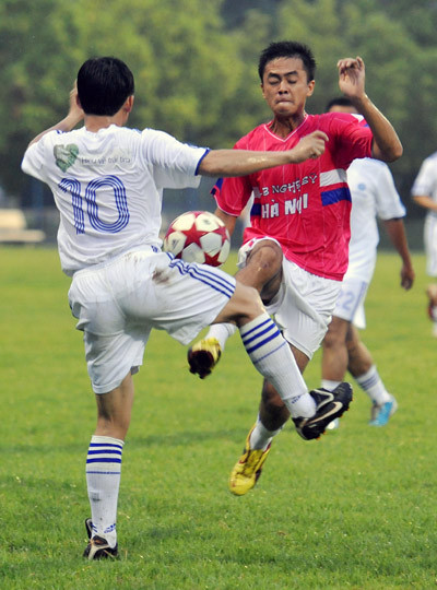 Diễn viên Văn Anh - người rất thành công với vai diễn Hàn Mặc Tử. (Ảnh: vnexpress)