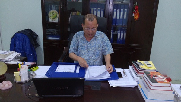 Ông Nguyễn Thành Hoàng, Bí thư Chi bộ trường Trung cấp nghề Hưng Yên (ảnh Trinh Phúc). Ông Nguyễn Thành Hoàng, Bí thư Chi bộ trường Trung cấp nghề Hưng Yên (ảnh Trinh Phúc).