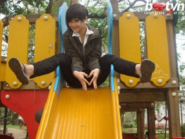 Tư thế chụp ảnh không thể "đỡ" được?