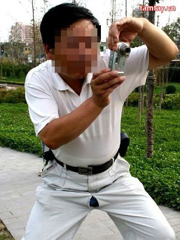 Đôi khi có cả những tai nạn bất ngờ khiến chính những "nhiếp ảnh gia" này lại tạo nên tiếng cười hài hước! Đôi khi có cả những tai nạn bất ngờ khiến chính những "nhiếp ảnh gia" này lại tạo nên tiếng cười hài hước!