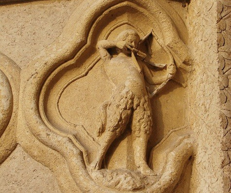 Nhân Mã (22/11 - 21/12) Nhân Mã sẽ không thực sự nổi bật trong hôm nay nhưng lại đóng một vai trò quan trọng, khi mà nhiều nhiệm vụ trong ngày không thể thành công nếu thiếu bạn. Trong các mối quan hệ cá nhân, bạn nên có những phát ngôn mang tính xây dựng, đừng nên chỉ trích. Tình yêu lãng mạn có thể đến vào cuối ngày, Nhân Mã nên sắp xếp nhiều thời gian cho người ấy nha.